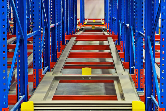 Distribution center warehouse storage shelving metal racking pallet system